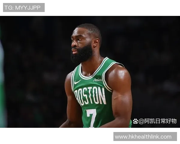 杰伦布朗坦诚反思球队表现强调正视问题与吸取教训继续向前奋进